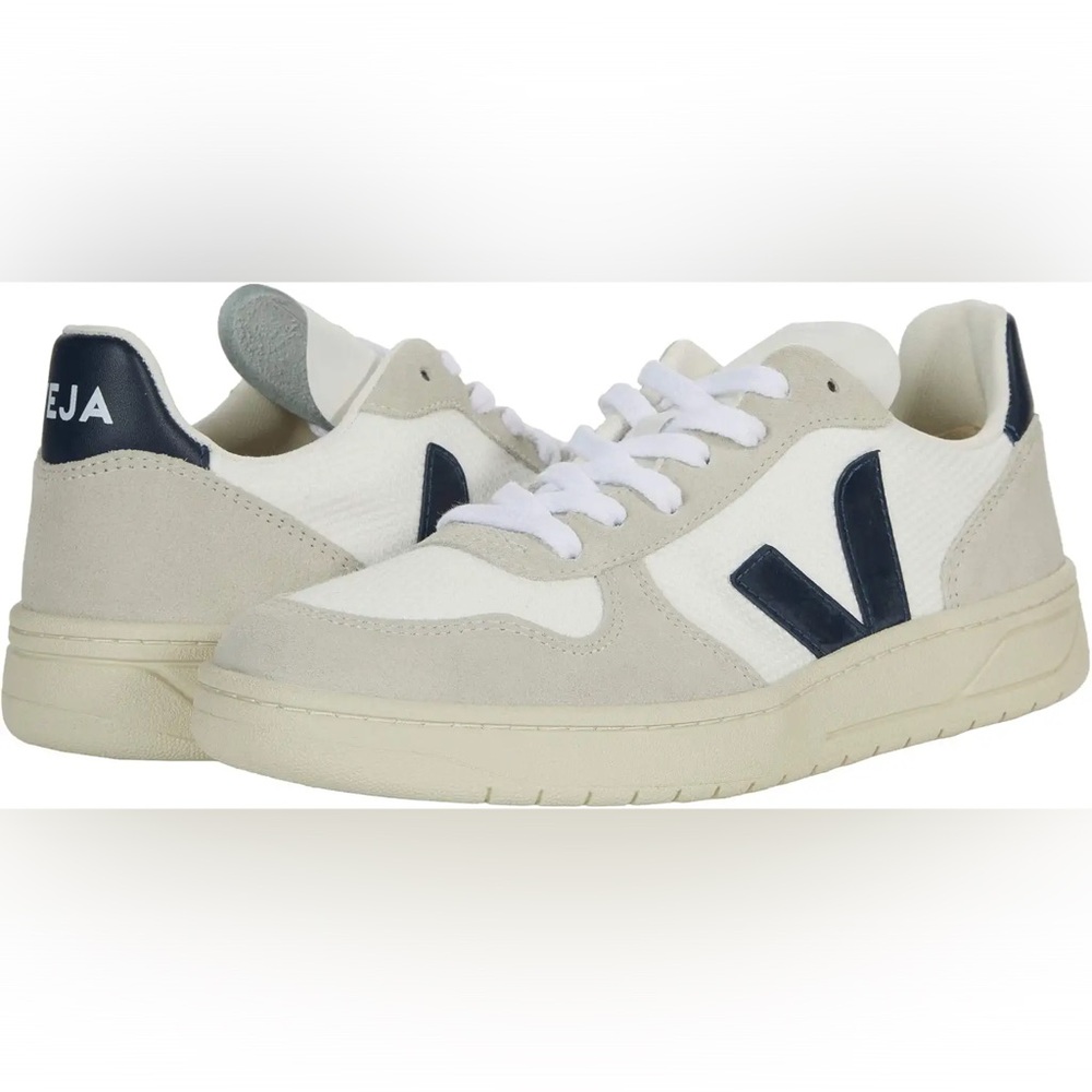 VEJA V-10 Sneakers